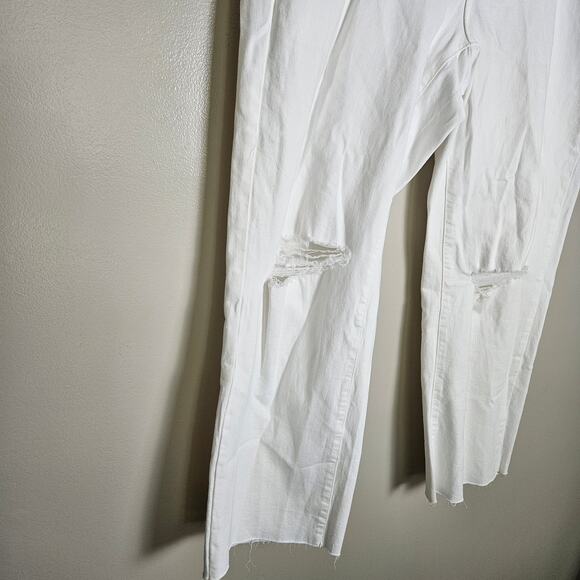 NWT INC White Distressed High Rise Straight Jeans Sz 18 - Picture 4 of 13